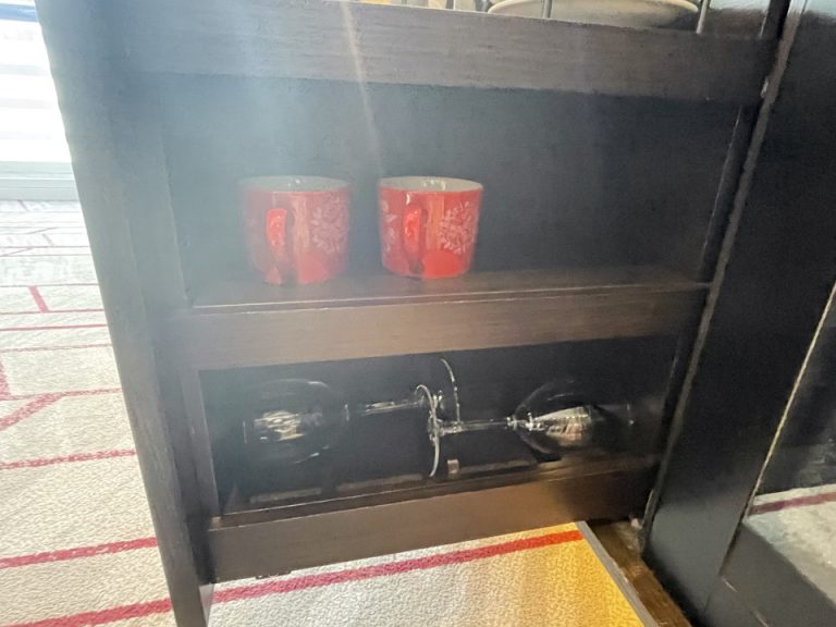 マグカップ、グラス