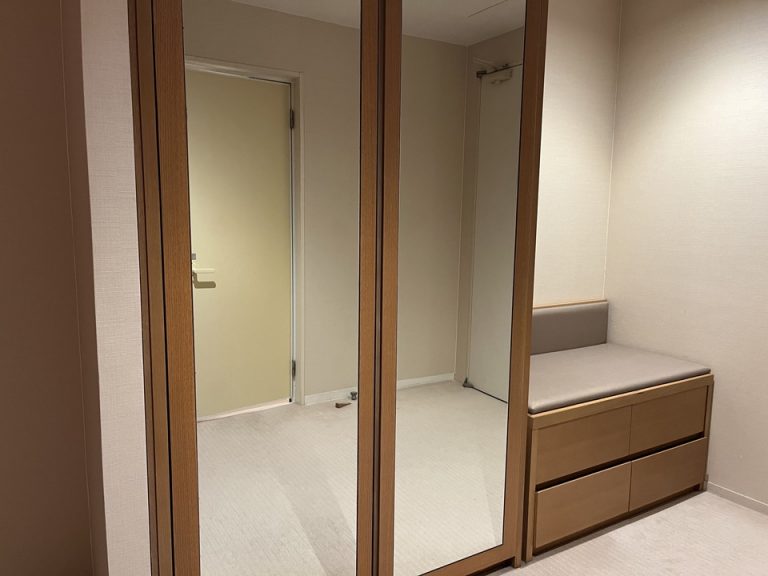 クローゼット閉めた状態