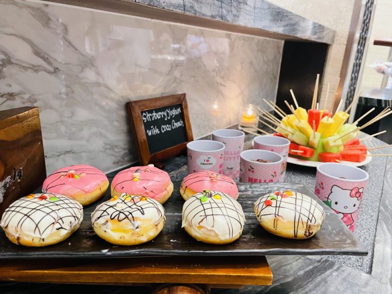 朝食ビュッフェ(6)