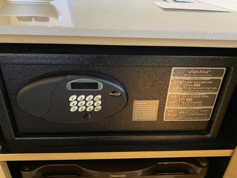 セーフティボックス(閉じた状態)