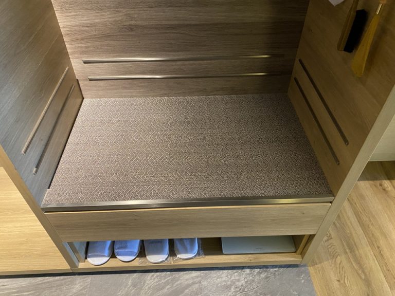 荷物置き場