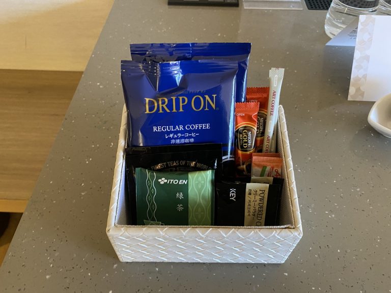 無料のコーヒーやお茶など