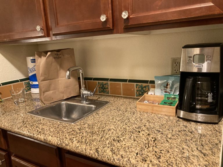 ミニバー・カフェコーナー(1)