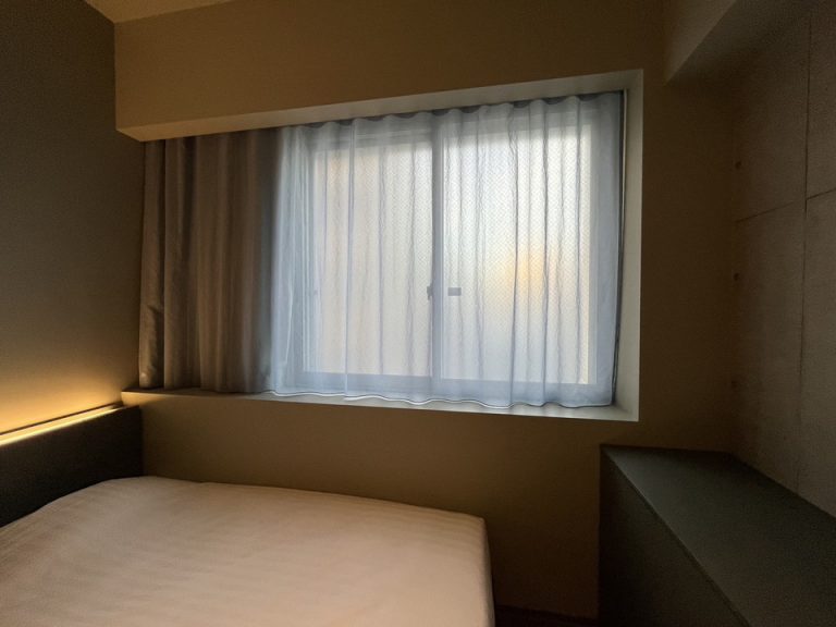 客室窓(開閉不可・眺望なし)