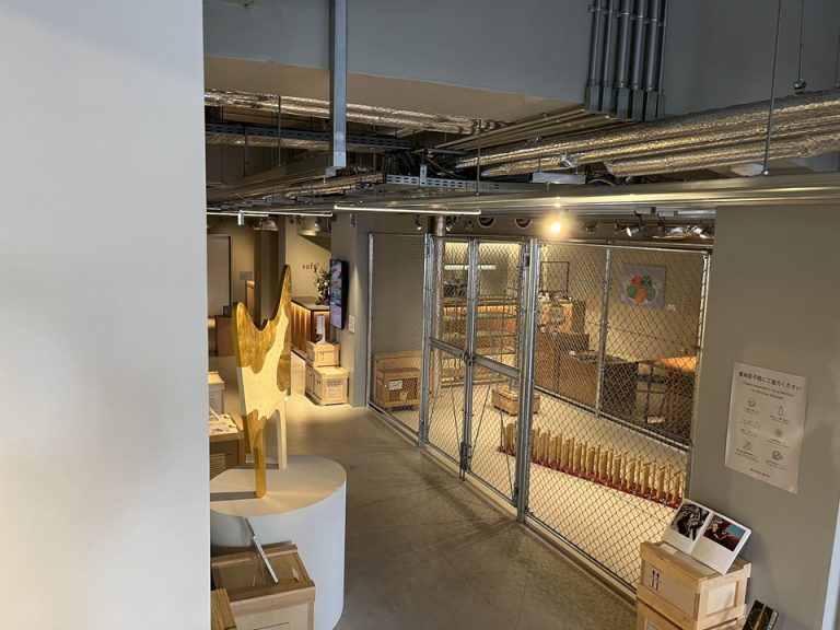 1階アートギャラリー (2)