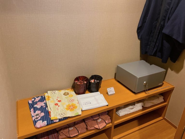 クローゼット(1)