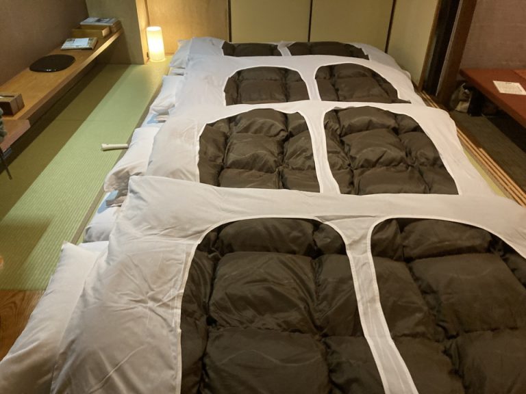 横方向からベッド2