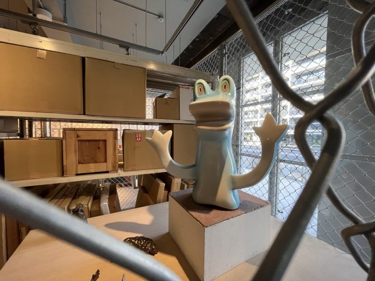 エントランス内観