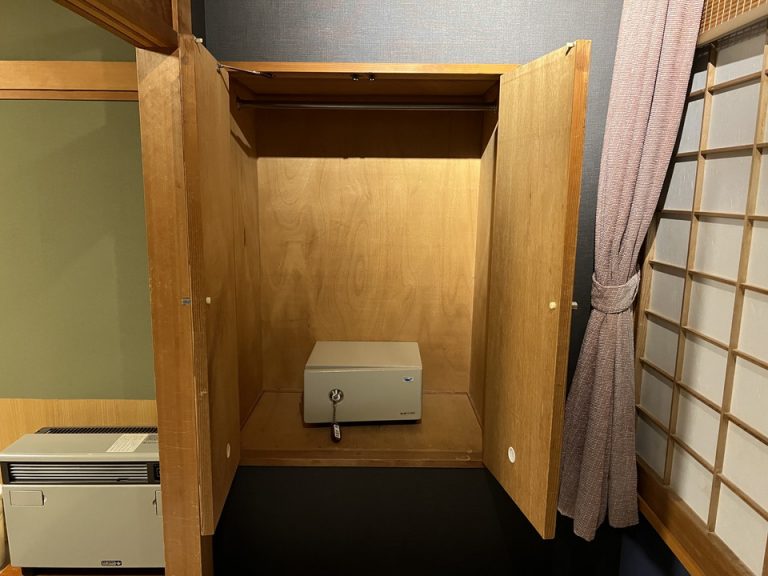 セーフティーボックス(閉じた状態)(1)