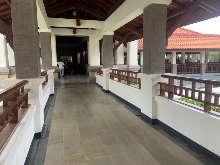 客室階廊下全体