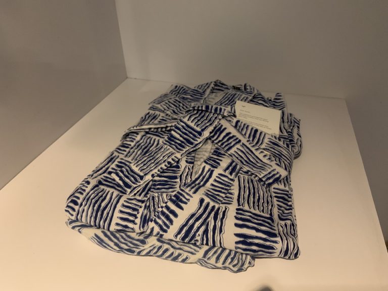 クローゼット外観_開けた状態02