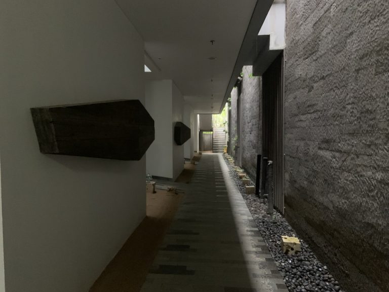 客室入口付近廊下