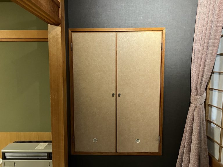 冷蔵庫(閉じた状態)(1)