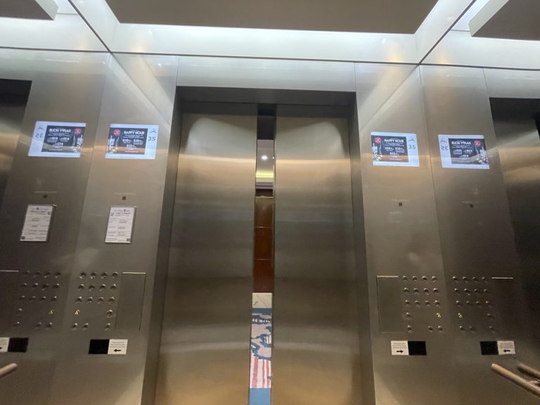 エレベーター(3)