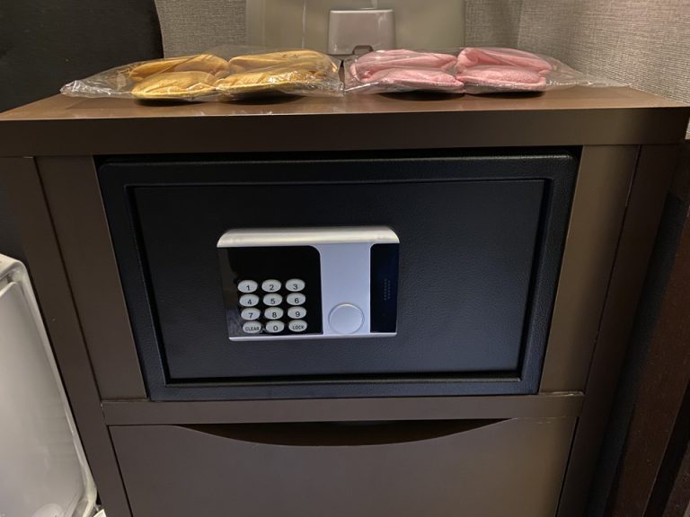 セーフティボックス(閉じた状態)