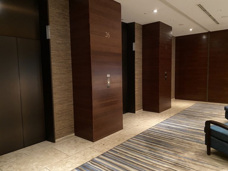 客室階専用エレベーターフロント階エレベーターホール