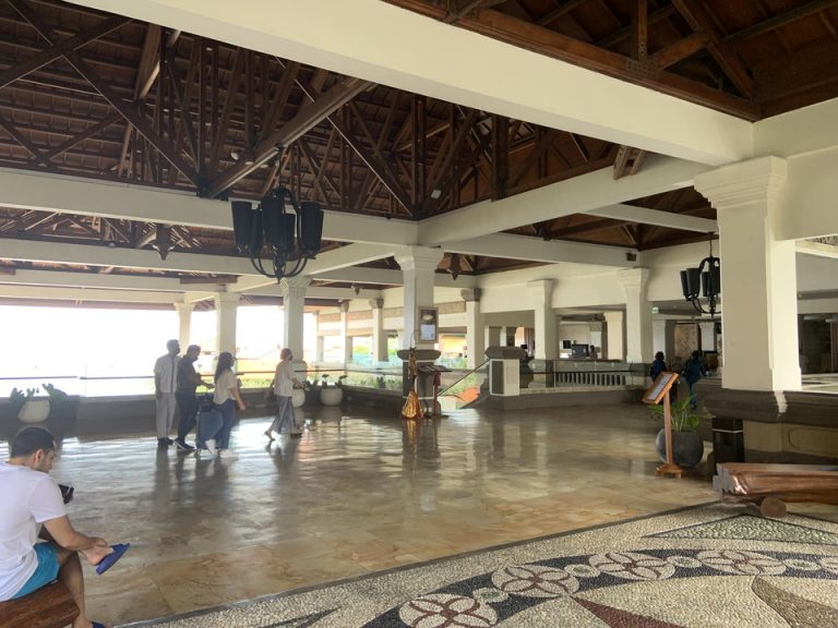 エントランス_内観03