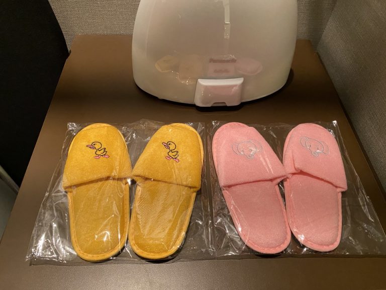 子供用スリッパ