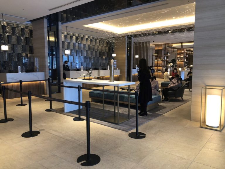 エントランス全体