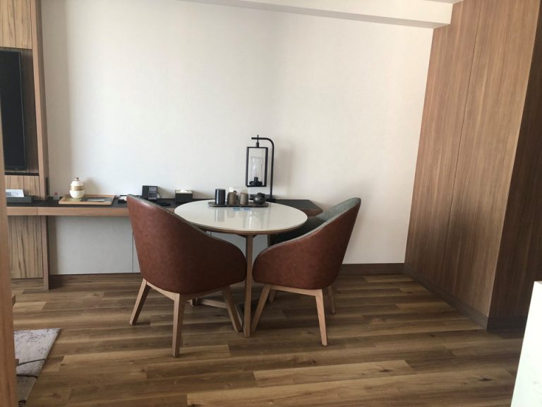 リビングのテーブル