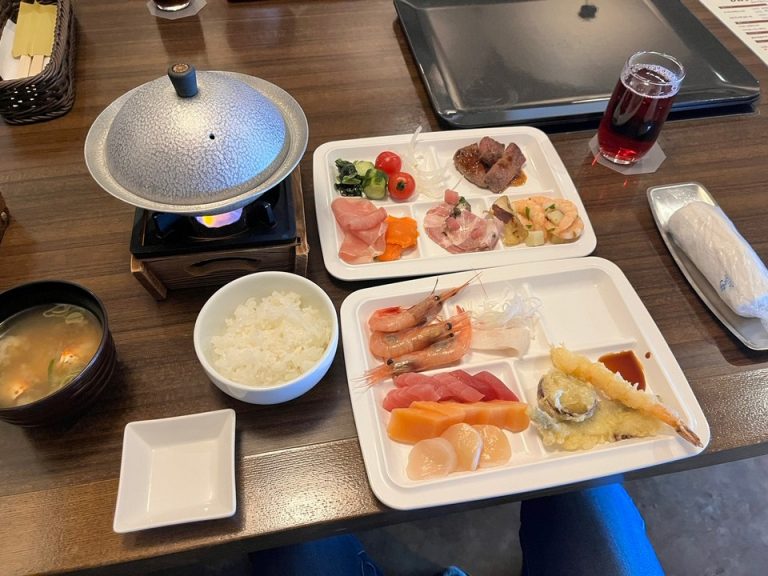 夕食