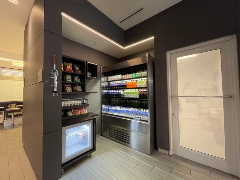 フロント横ストア(2)