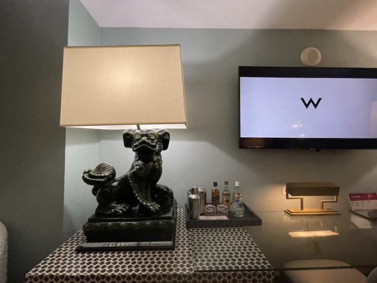 テレビとインテリア