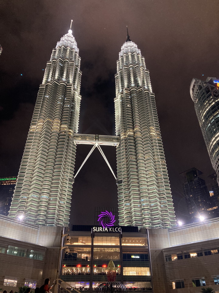 ペトロナスツインタワー夜景