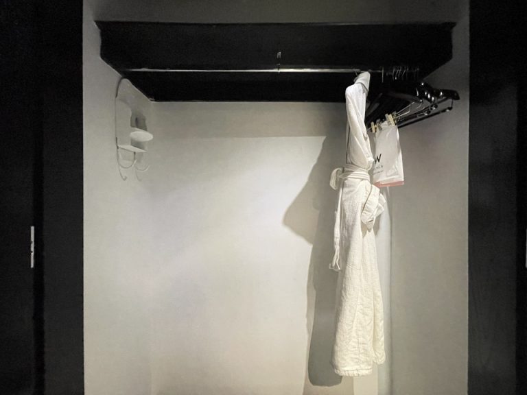 クローゼット 内側(1)