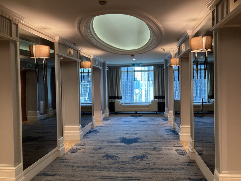 客室エレベーターホール