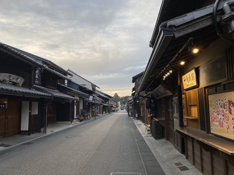 犬山城と犬山城下町