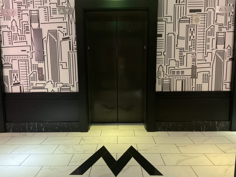 エレベーター外