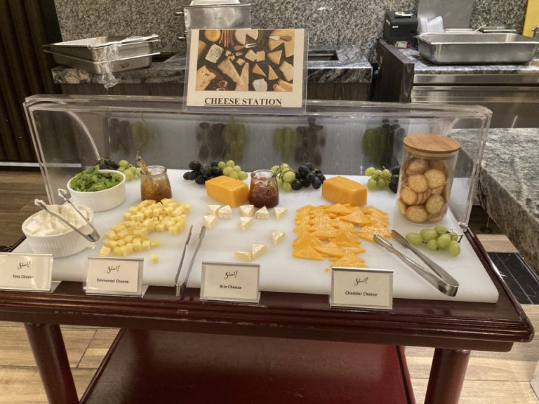 チーズコーナー