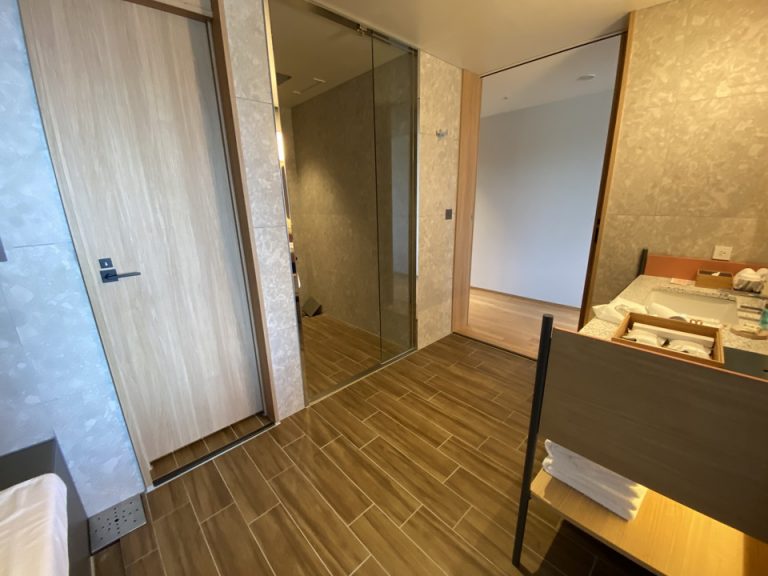 ウェットエリア(バスタブ側から撮影)