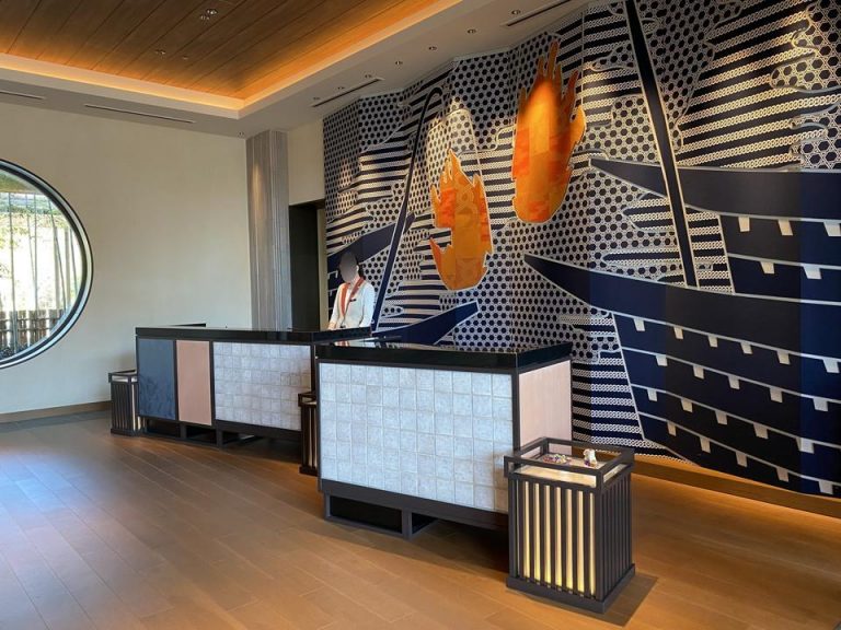 フロントカウンター