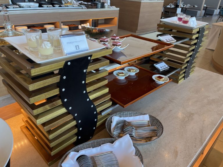 デザートは地元伊那食品の寒天を使ったものもあります。