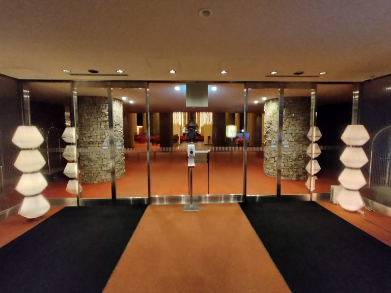 エントランス内観2