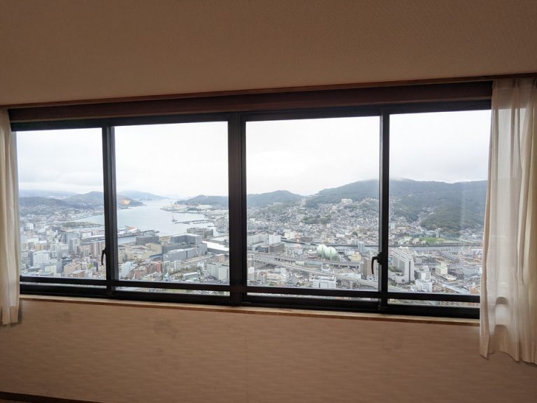 部屋からの眺望昼