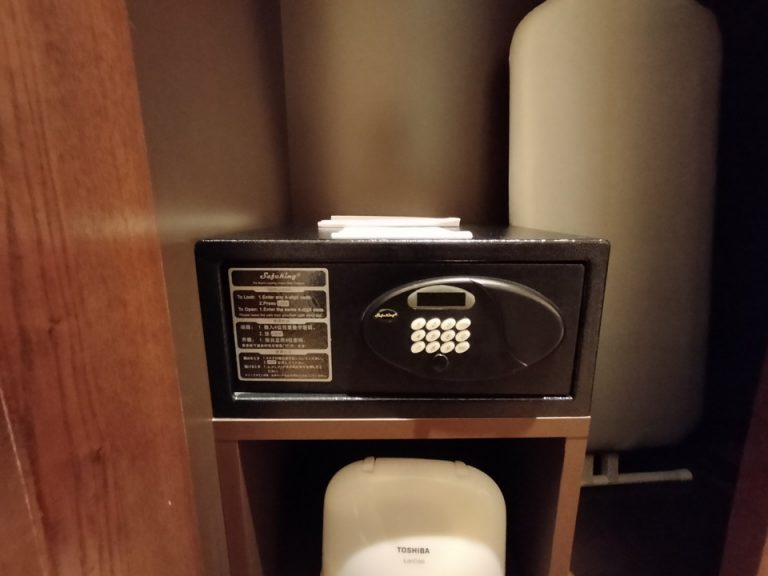 セーフティボックス(閉じた状態)