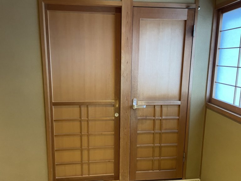 トイレ浴室入り口