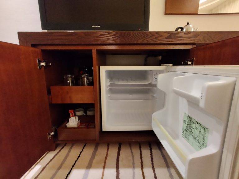 冷蔵庫(開けた状態)3