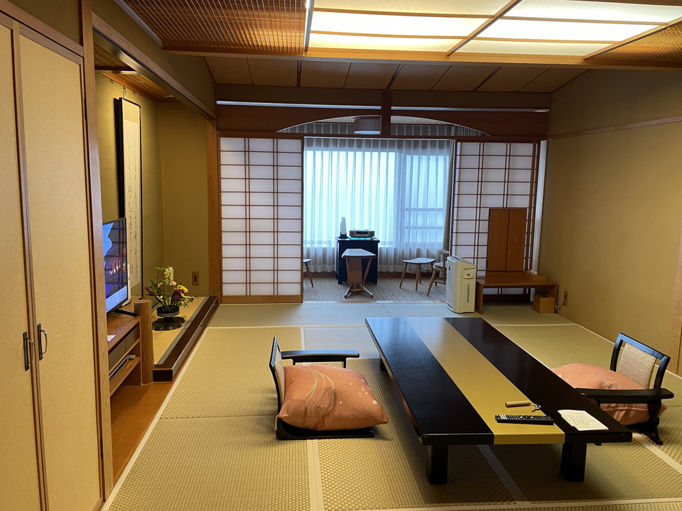 客室全体