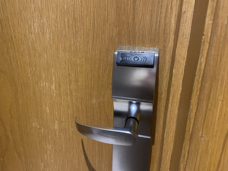 客室ドアノブ(タッチ式キー)