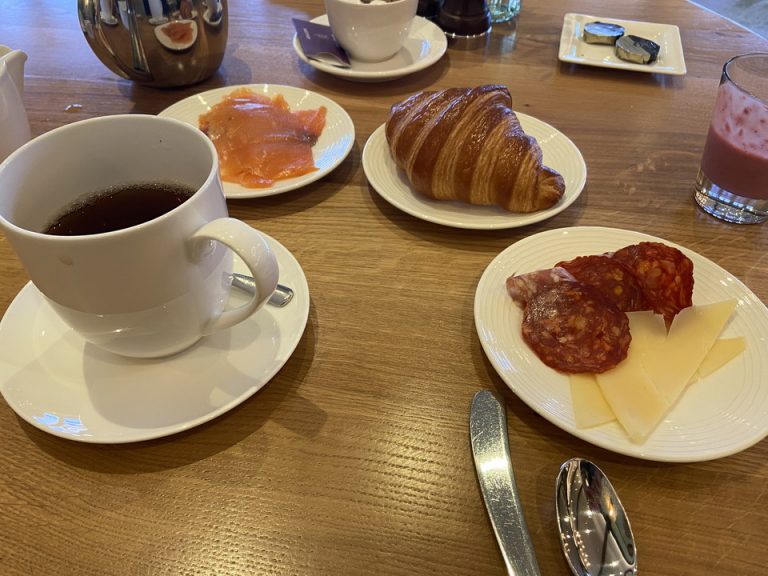 朝食ビュッフェ4