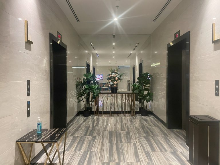 エレベーターホール