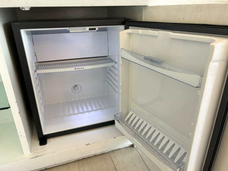 冷蔵庫開けた状態