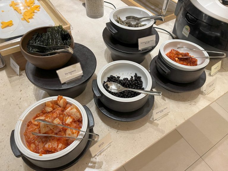 韓国らしいキムチや韓国のりなど