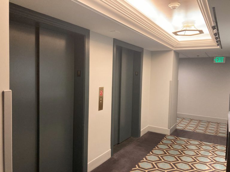 エレベーターホール客室階