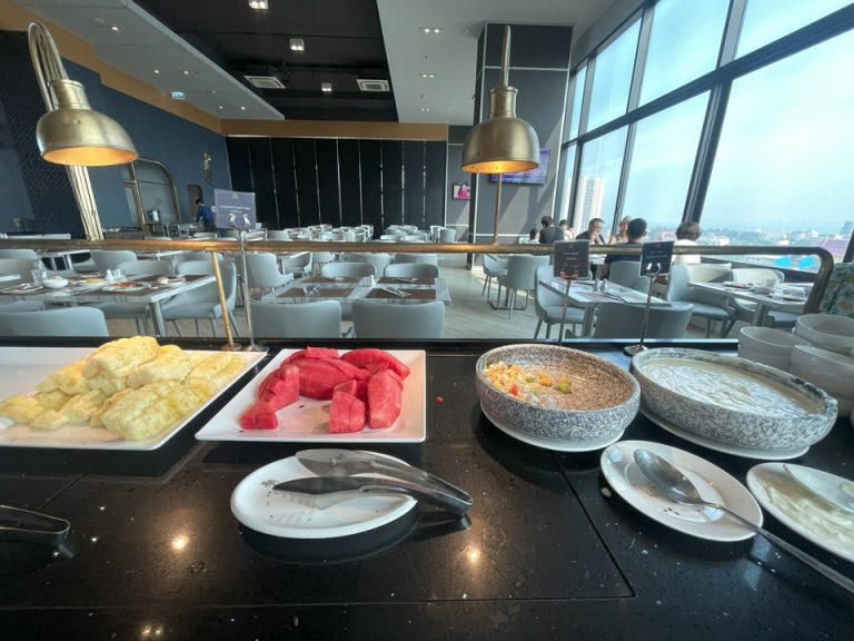 朝食バイキング(28)