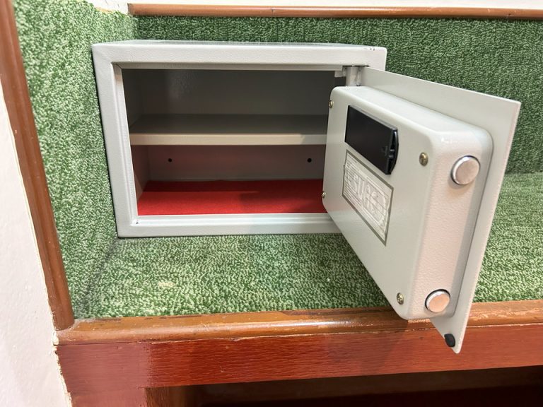 セーフティBOX開けた状態